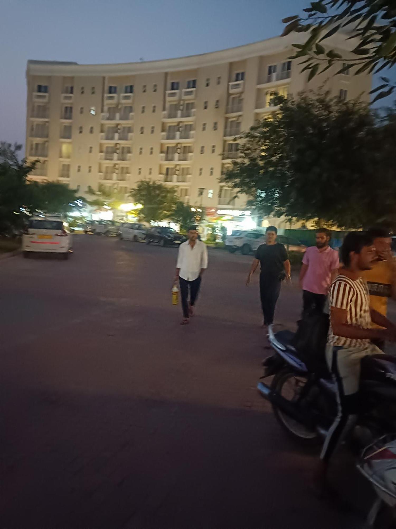 Brij Darshan Holidays Вриндавана Экстерьер фото